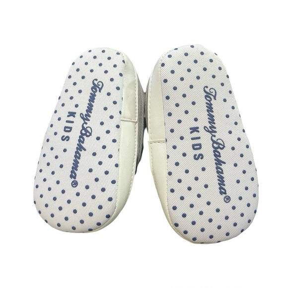 Tommy Bahama Gray Baby Shoes with Anchor Design - Picture 3 of 4